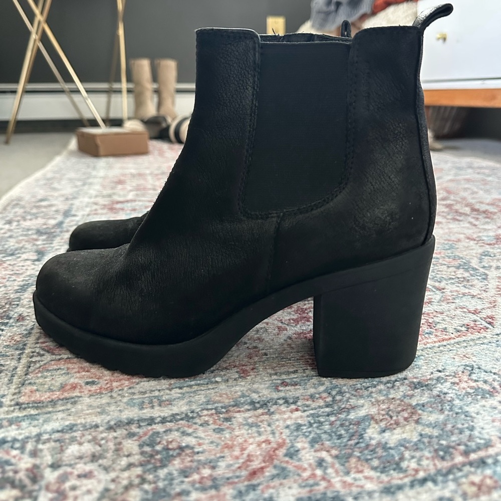 Vagabond shoemakers “grace” boot.